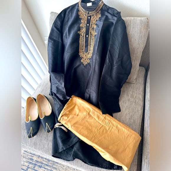 Stunning Black & Gold Handkerchief- Cut Kurta Set
